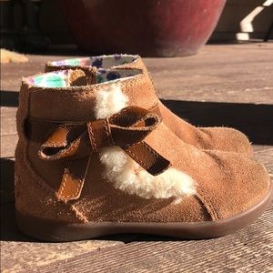 UGG Boots Toddler 9.5